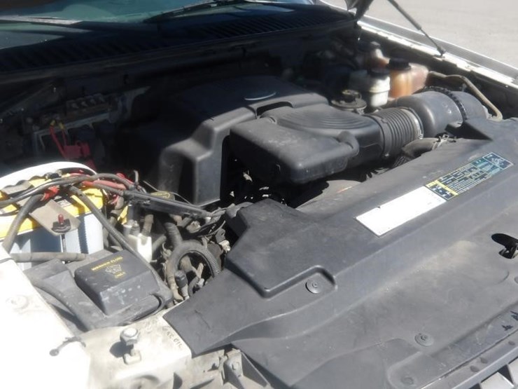 2003-ford-expedition-xlt-image-8