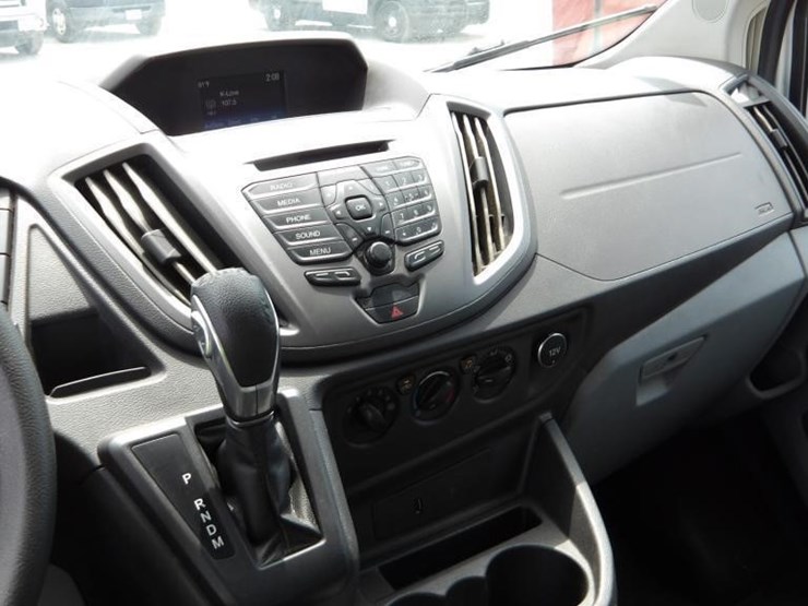 2018-ford-transit-image-18
