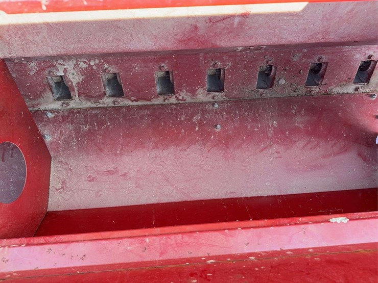case-ih-5100-image-9