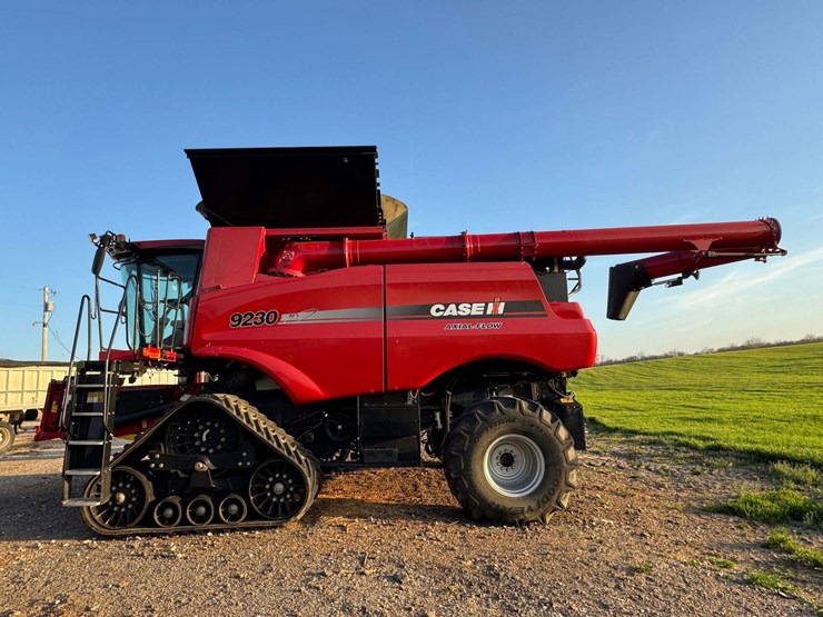 2014-case-ih-9230-image-1