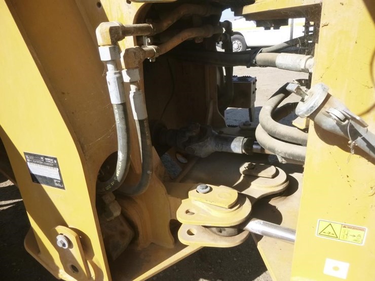 2022-caterpillar-930m-image-23