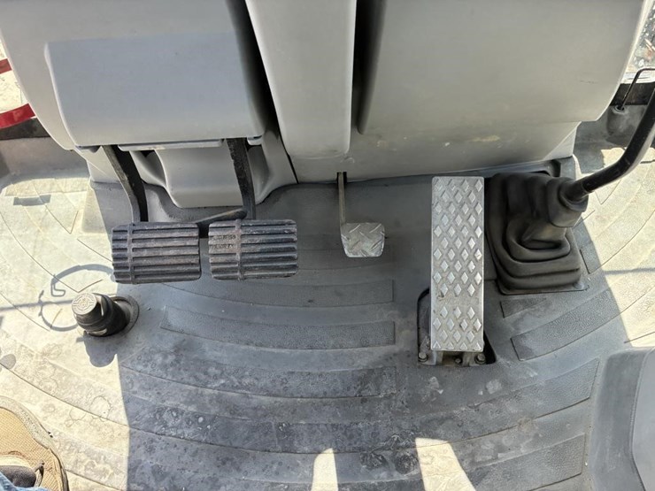 2007-caterpillar-430e-image-30