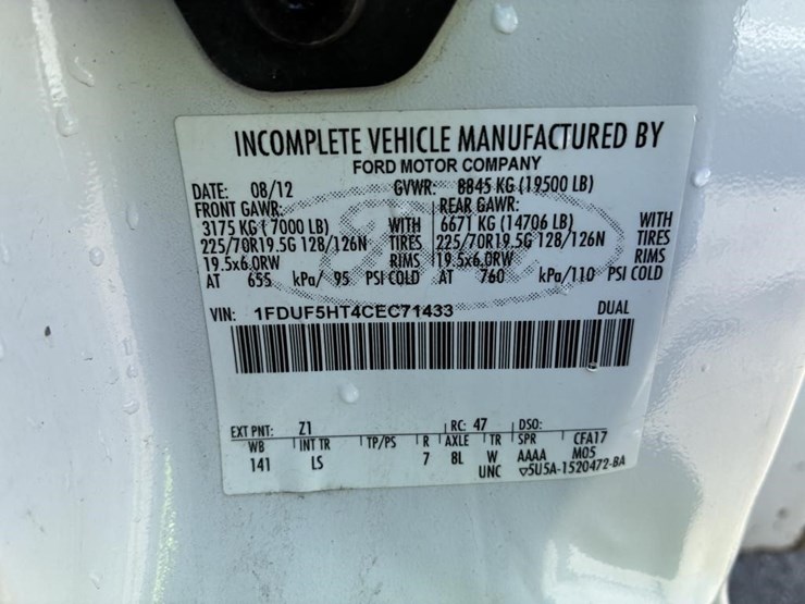 2012-ford-f550-image-22