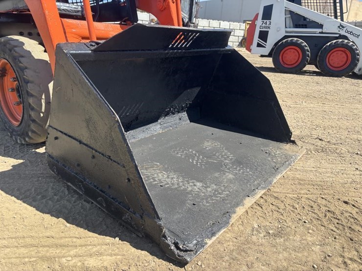 toyota-3sdk-skid-steer-loader-image-10