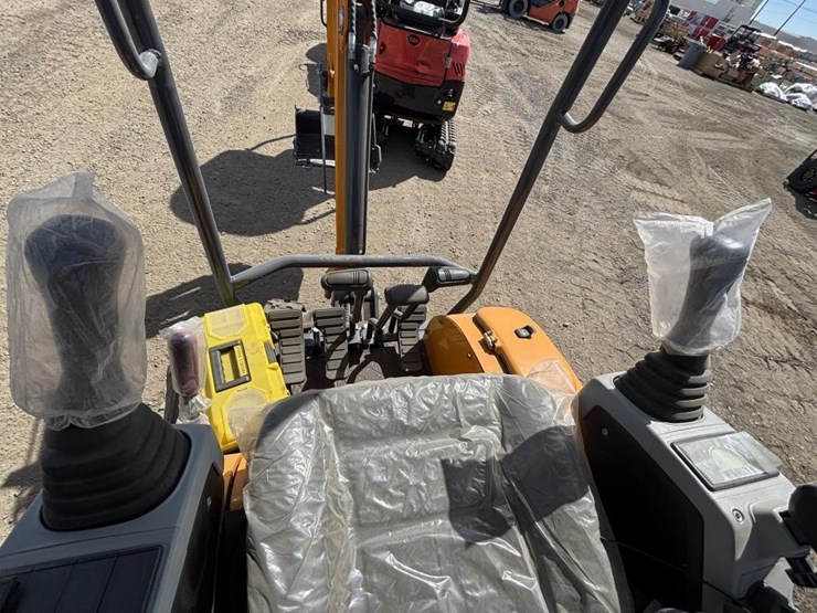 vicsec-vc20k-hydraulic-excavator-image-16