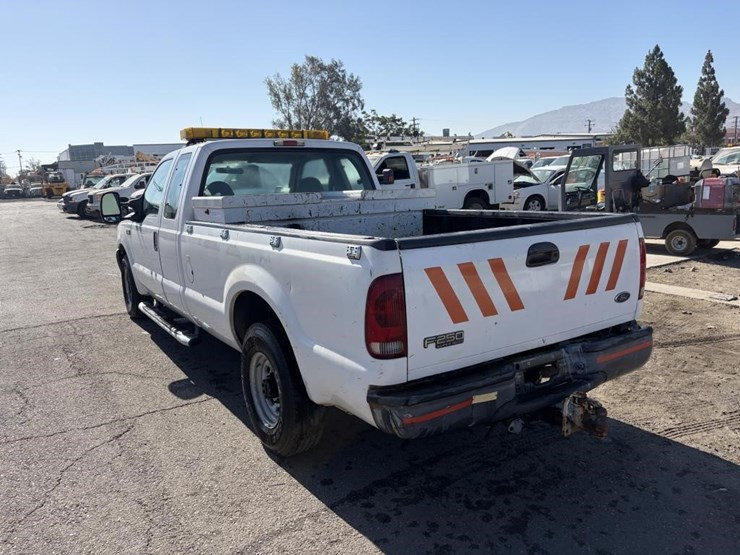 2004-ford-f250-image-4