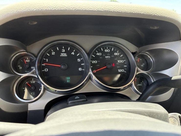 2012-gmc-sierra-2500hd-image-17