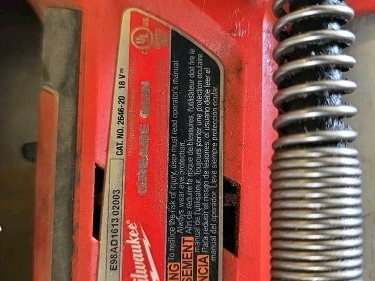 #114-•-milwaukee-grease-gun-image-5