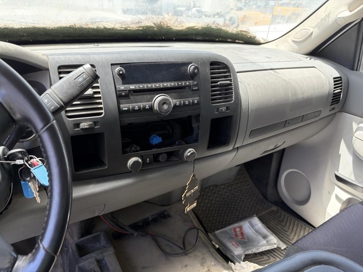 2012-gmc-sierra-2500-image-16