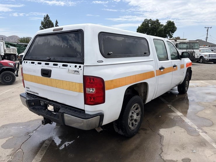 2008-chevrolet-silverado-1500-image-3