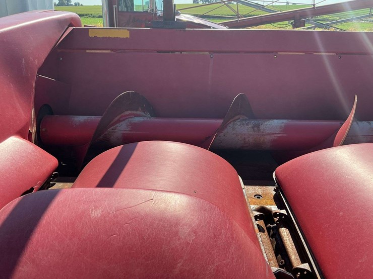 case-ih-2212-image-8