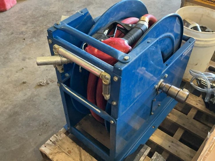 #509-•-hose-reel-with-hose-image-2