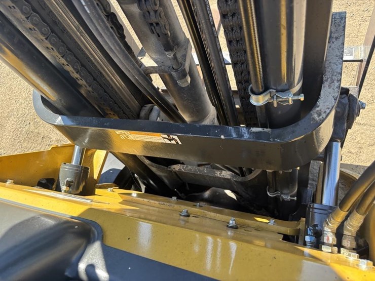2020-caterpillar-2c6000-image-13