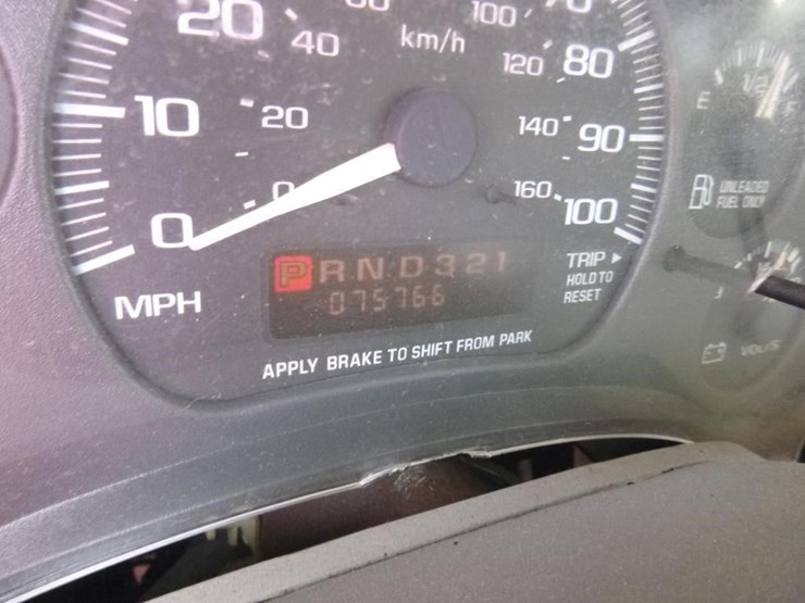 2002-gmc-safari-image-13