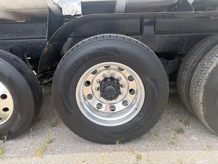 1981-caterpillar-3406b-image-9