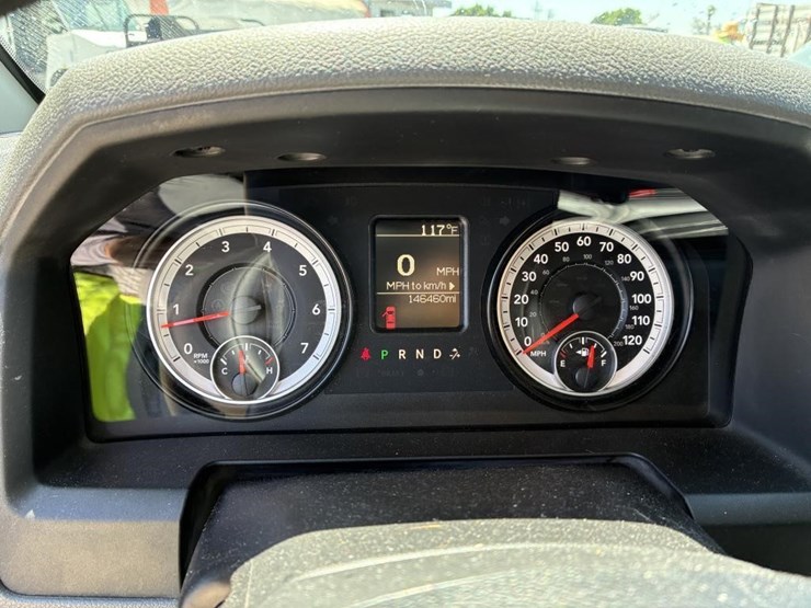 2016-dodge-ram-1500-image-16