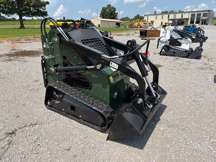 #19-•-new-zjg-zj-380-mini-skid-steer-image-1