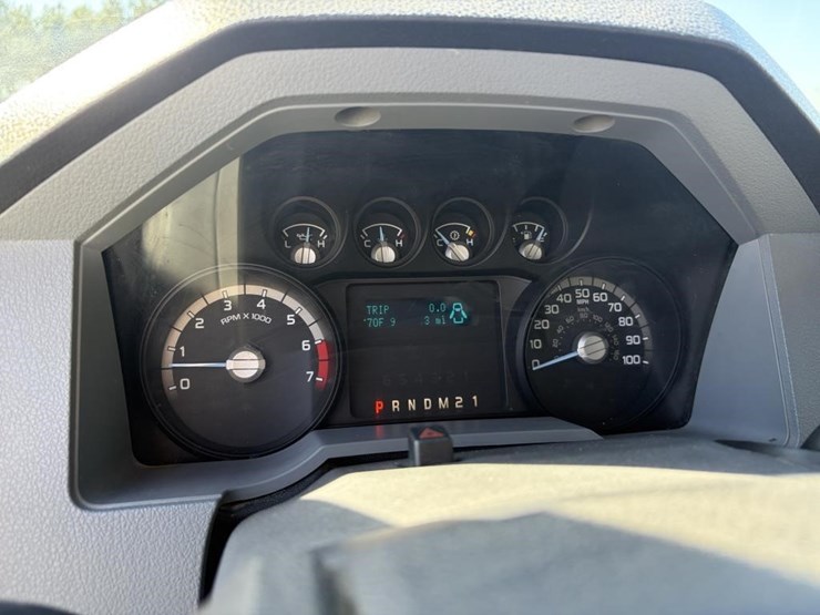 2011-ford-f250-image-16