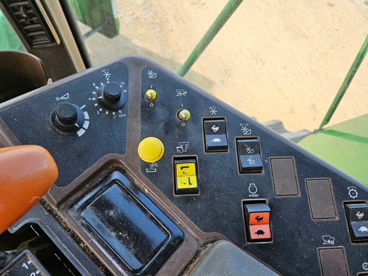 1995-john-deere-9500-image-60