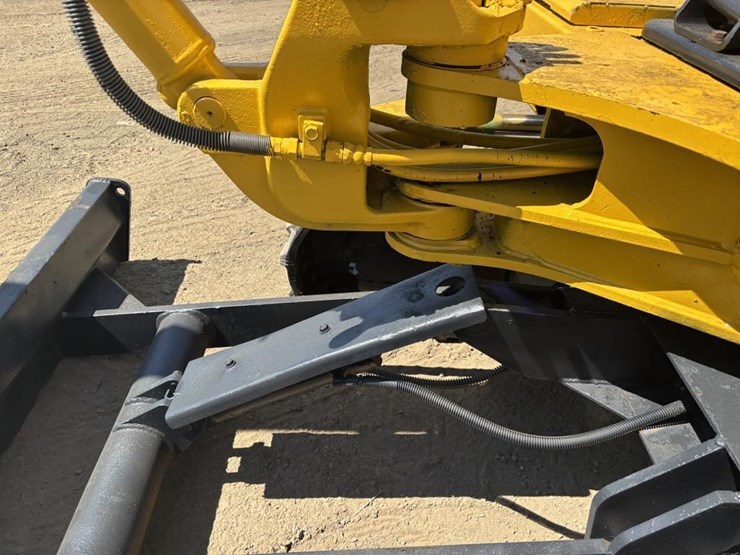 komatsu-pc20-7e-image-17
