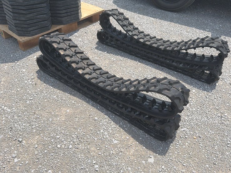 #25-•-set-of-mini-skid-steer-tracks-image-2
