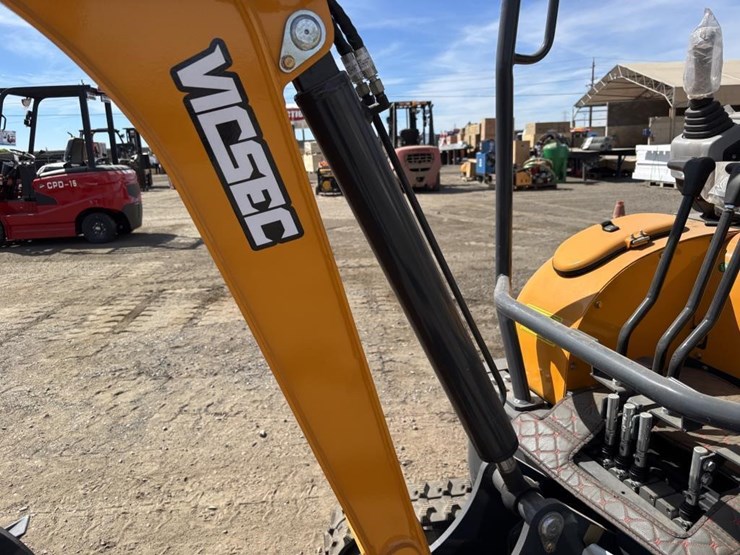 vicsec-vc20k-hydraulic-excavator-image-12