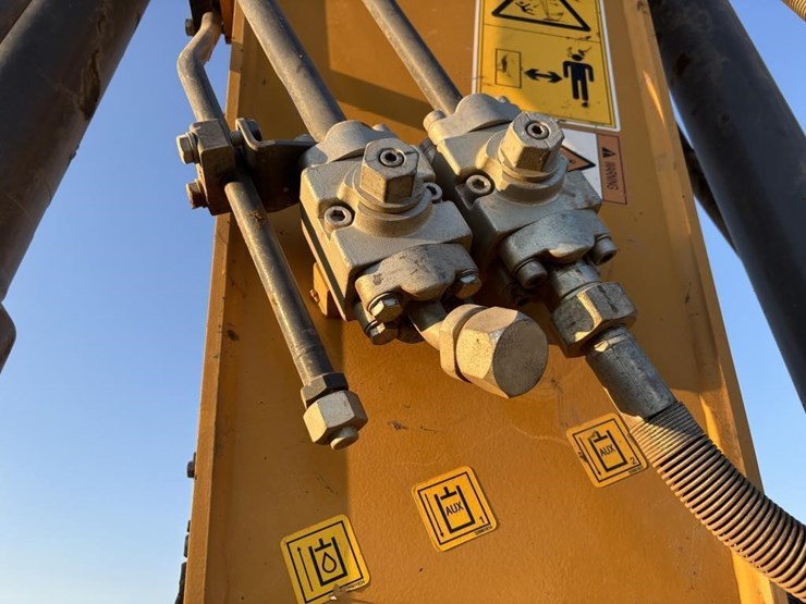 2023-xcmg-xe155ucr-hydraulic-excavator-image-18