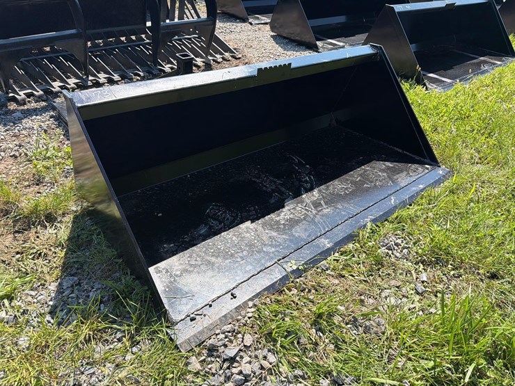 unused-60"-swict-general-purpose-bucket-image-1