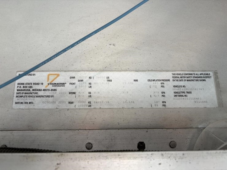 2002-workhorse-p42-image-26