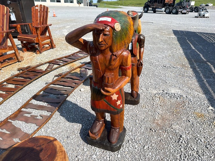 #63-•-small-teakwood-indian-chief-image-1