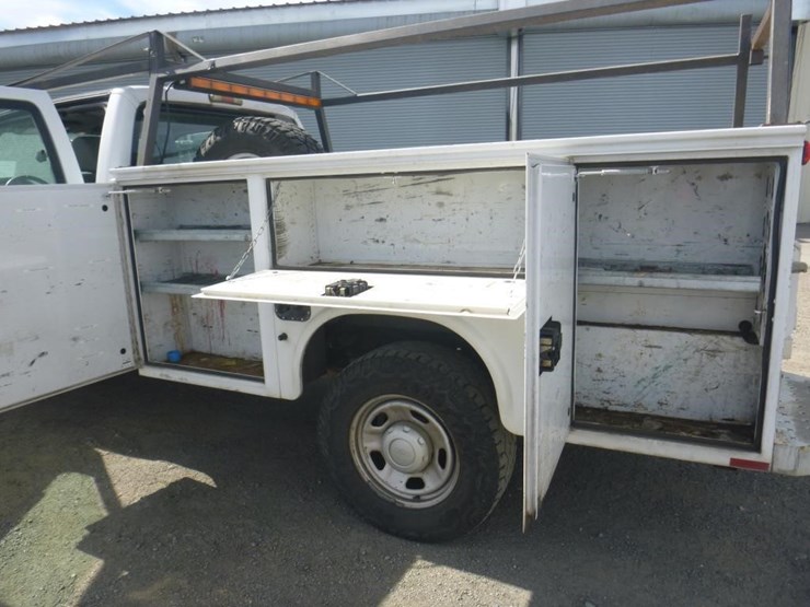 2011-ford-f350-image-8