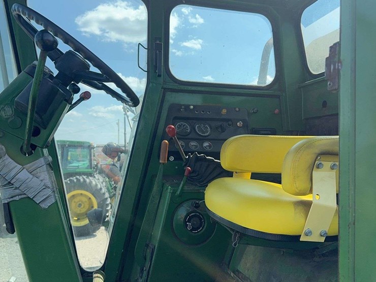 john-deere-6600-image-37