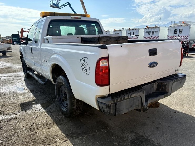 2011-ford-f250-image-4