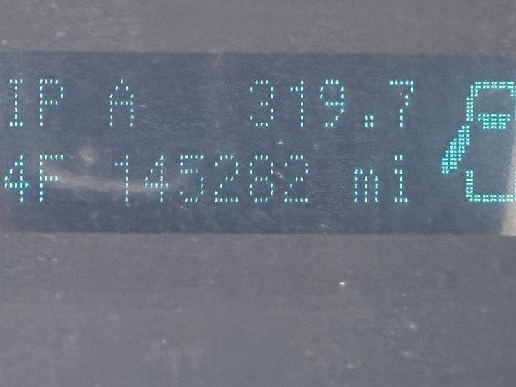 2011-ford-f550-image-18