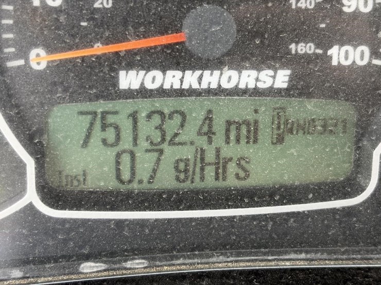 2008-workhorse-w62-image-24