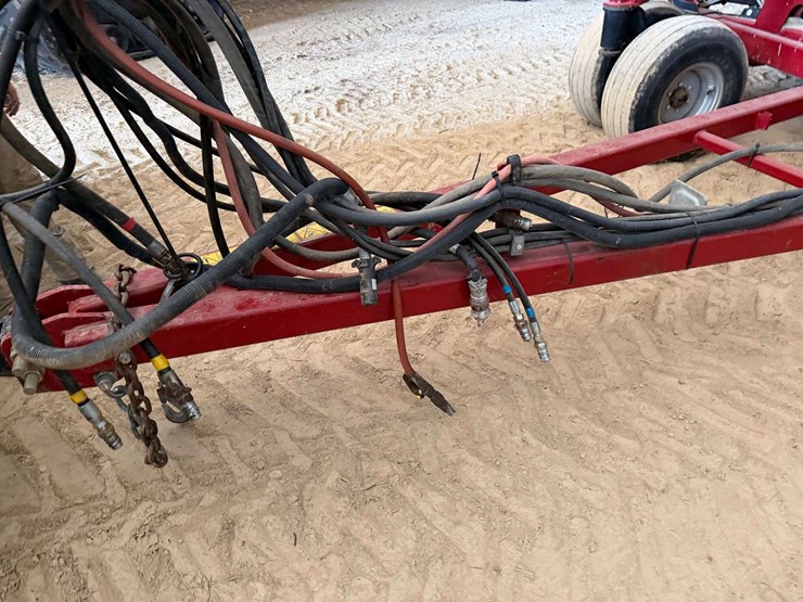 2014-case--ih-500t-air-drill-image-8