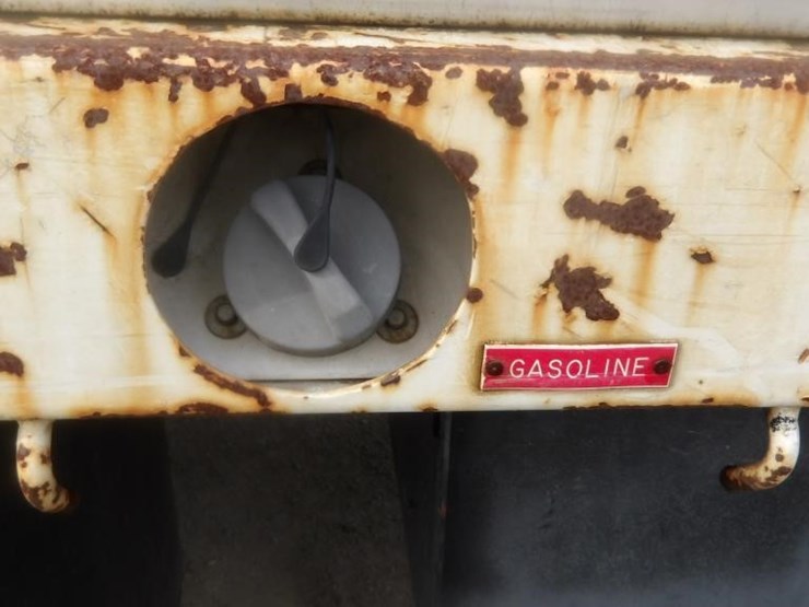 2011-ford-f550-image-6
