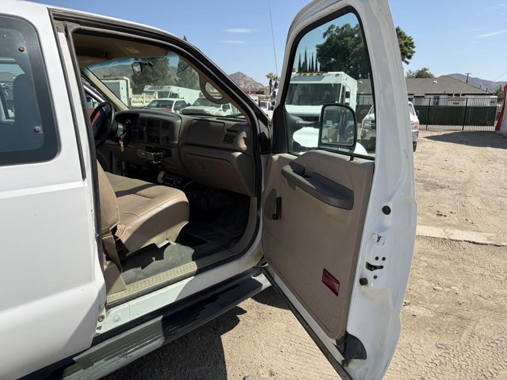 2002-ford-f250-image-11