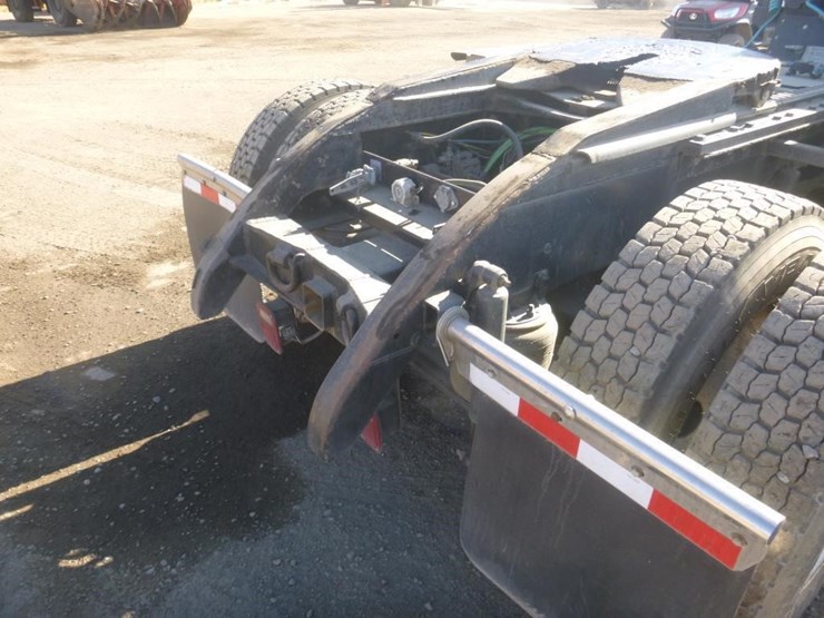 2013-international-paystar-t/a-truck-tractor-image-9