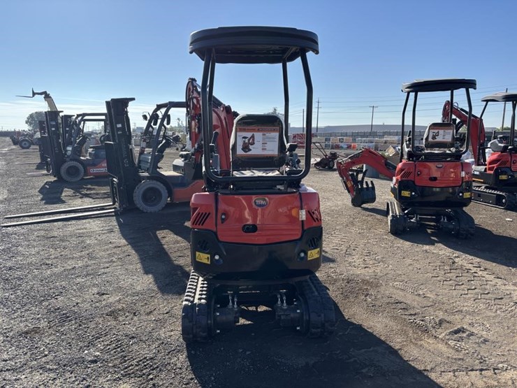 2026-tpm-18hh-hydraulic-excavator-image-6
