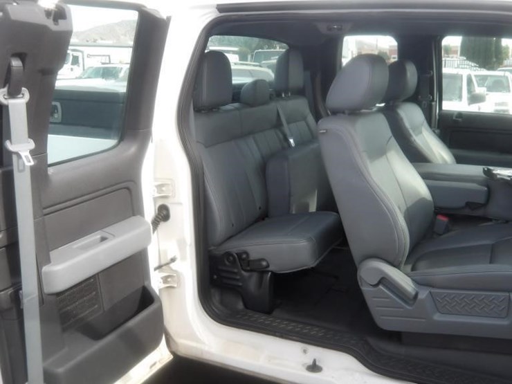 2014-ford-f150-xl-image-11