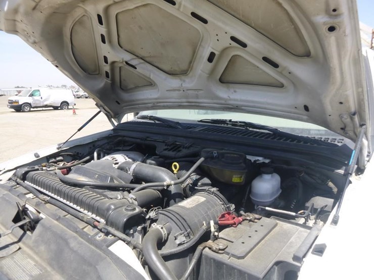 2006-ford-f450-image-37