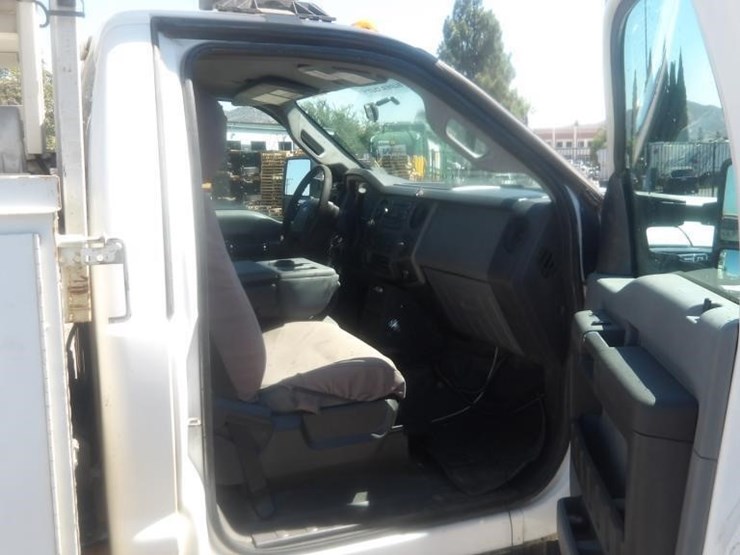 2012-ford-f450-image-22
