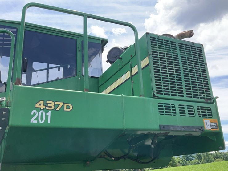 2015-deere-437d-image-40