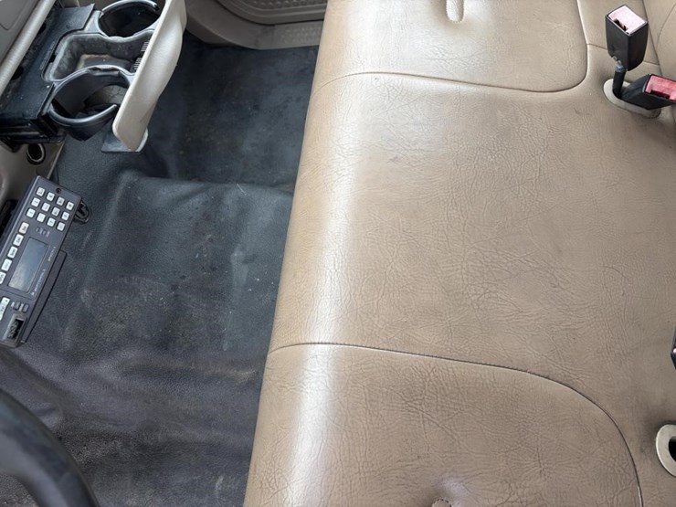 2002-ford-f250-image-18