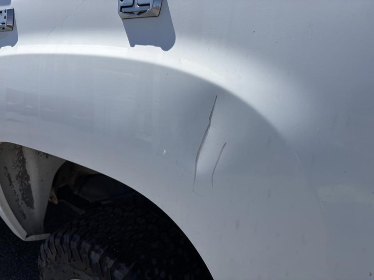 2012-gmc-sierra-2500hd-image-13