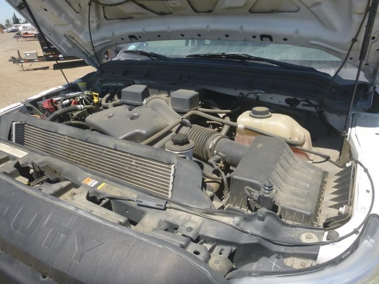 2011-ford-f350-image-14