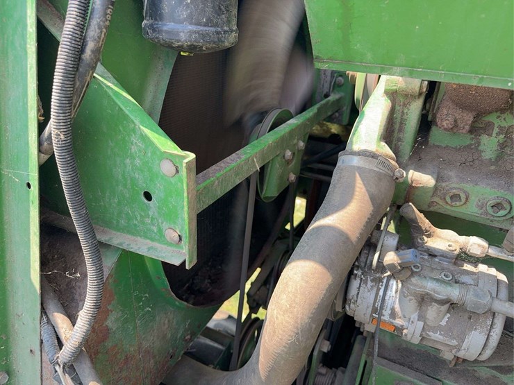 john-deere-7720-titan-ii-image-44