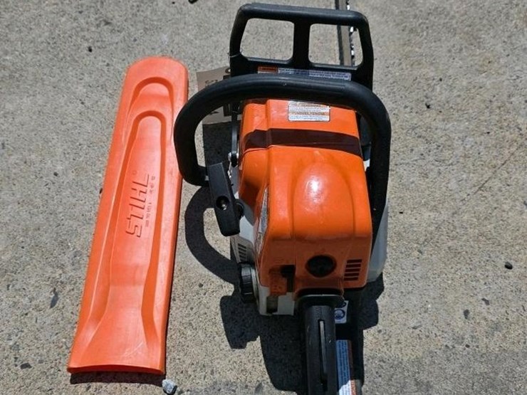 #100-•-stihl-ms-180-chainsaw-image-2