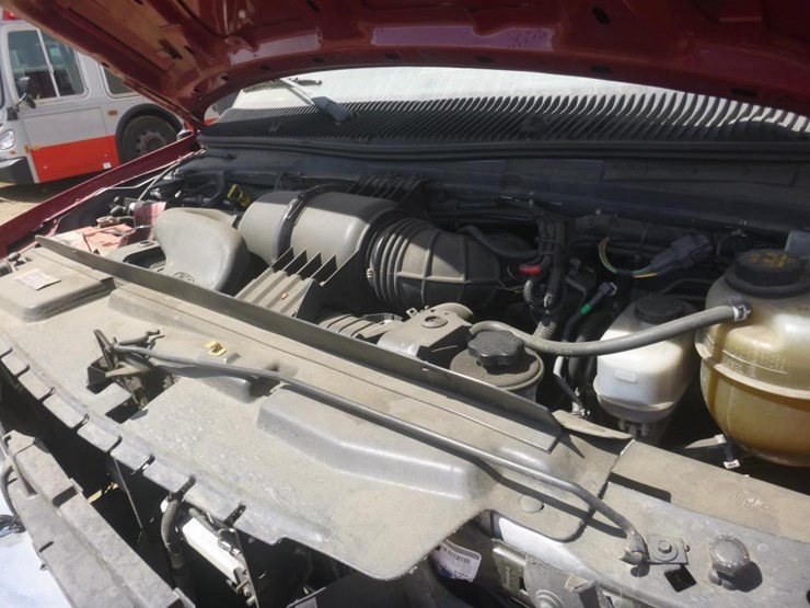 2019-ford-e350-image-16